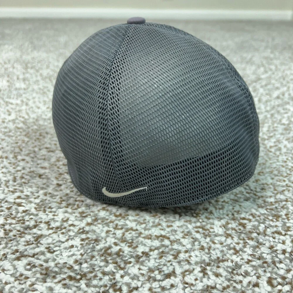 Nike golf hat